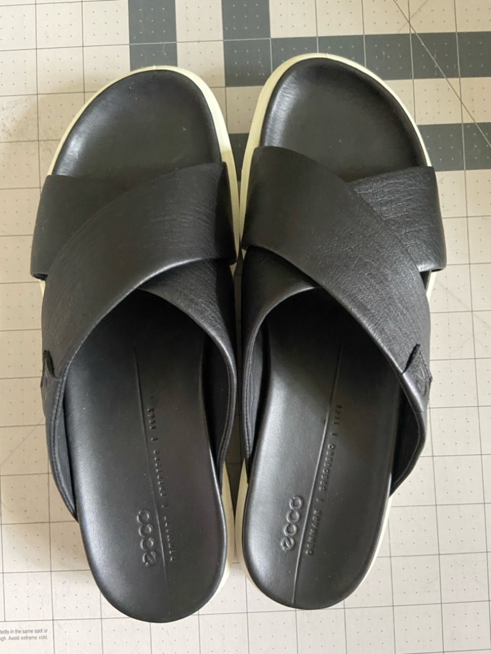 Ecco EU 39 US 9 M Black Leather Slip-On Shoe Slide Sandal
